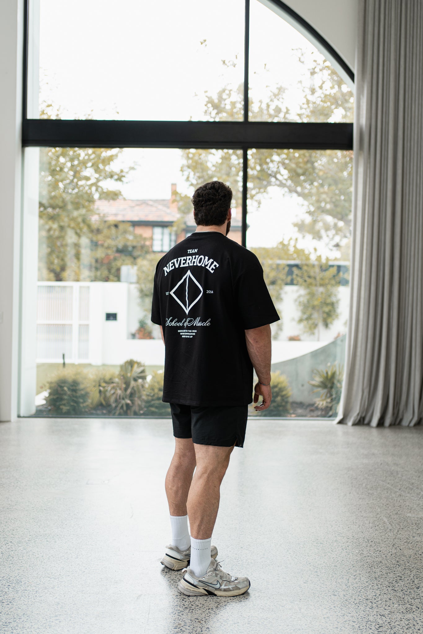 SCHOOL OF MUSCLE OVERSIZE TEE